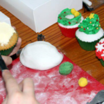 Christmas Cupcake Decorating