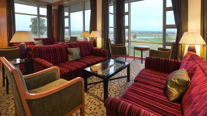 The Oxfordshire Golf Hotel & Spa Lounge Room