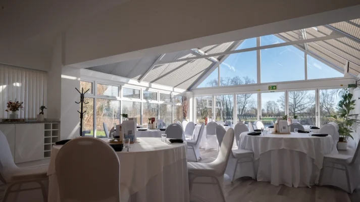 Lakehurst Park conservatory room