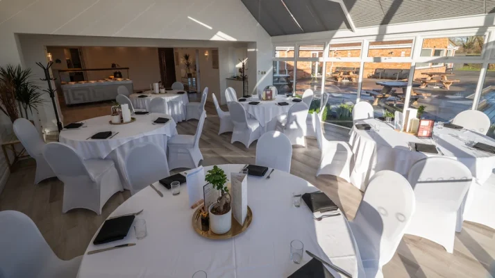 Lakehurst Park conservatory room